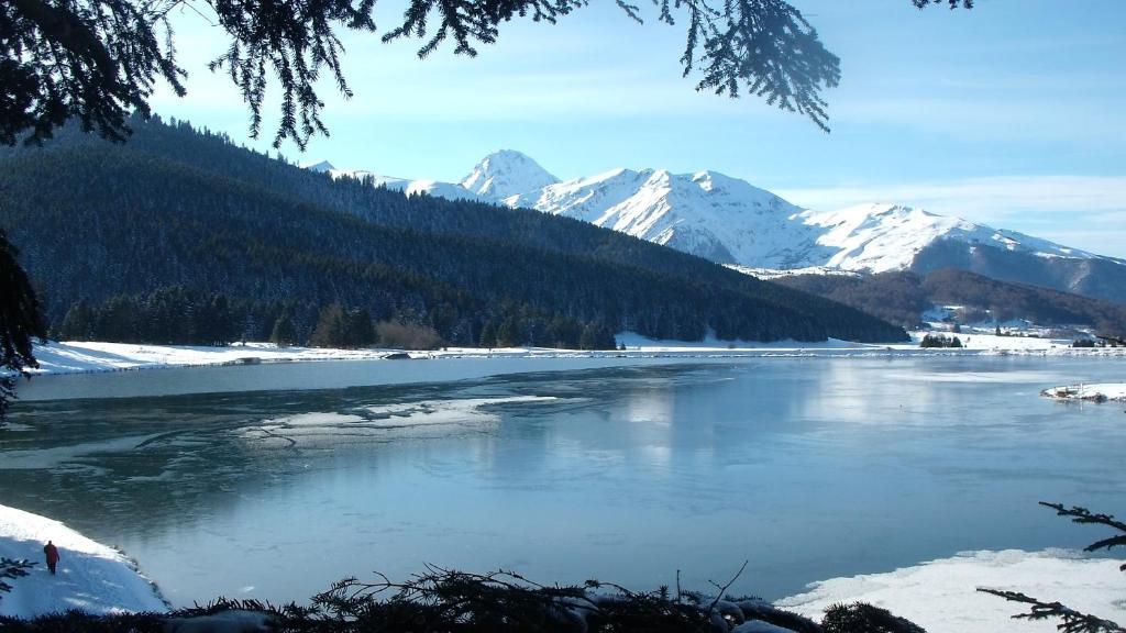 Auberge La Bergerie Сант-Мари-де-Кампан Екстериор снимка